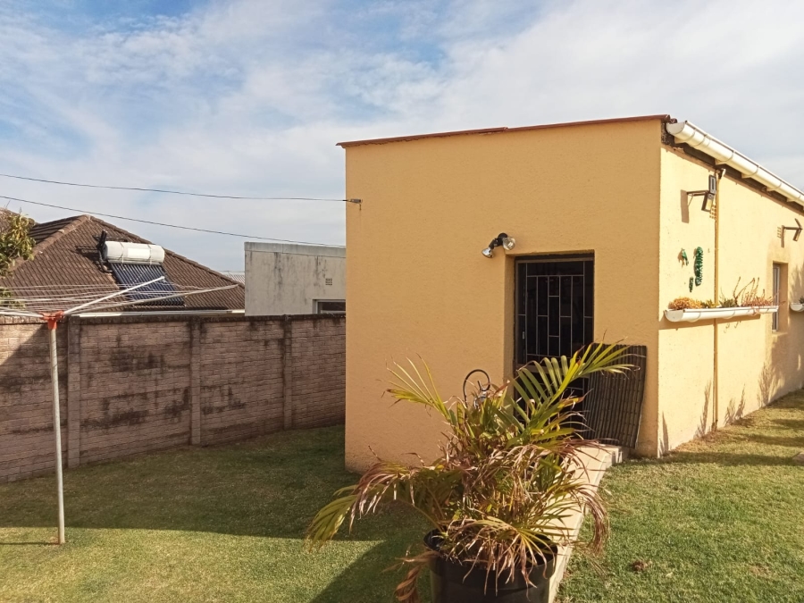 3 Bedroom Property for Sale in Cambridge Eastern Cape